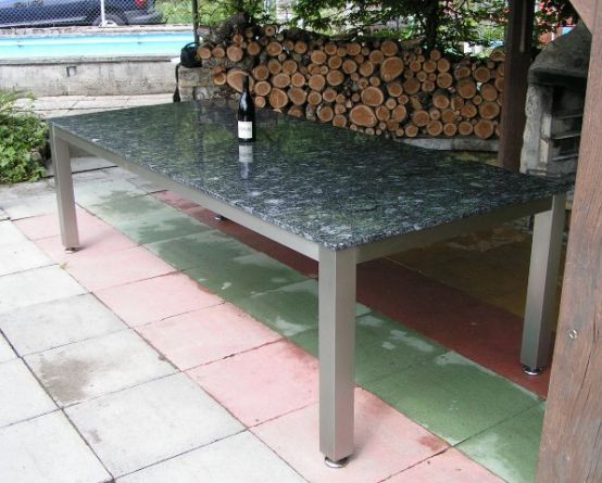 Thomas Ursprung - Gartenstuhl, Bank / Stuhl aus Granit und Edelstahl